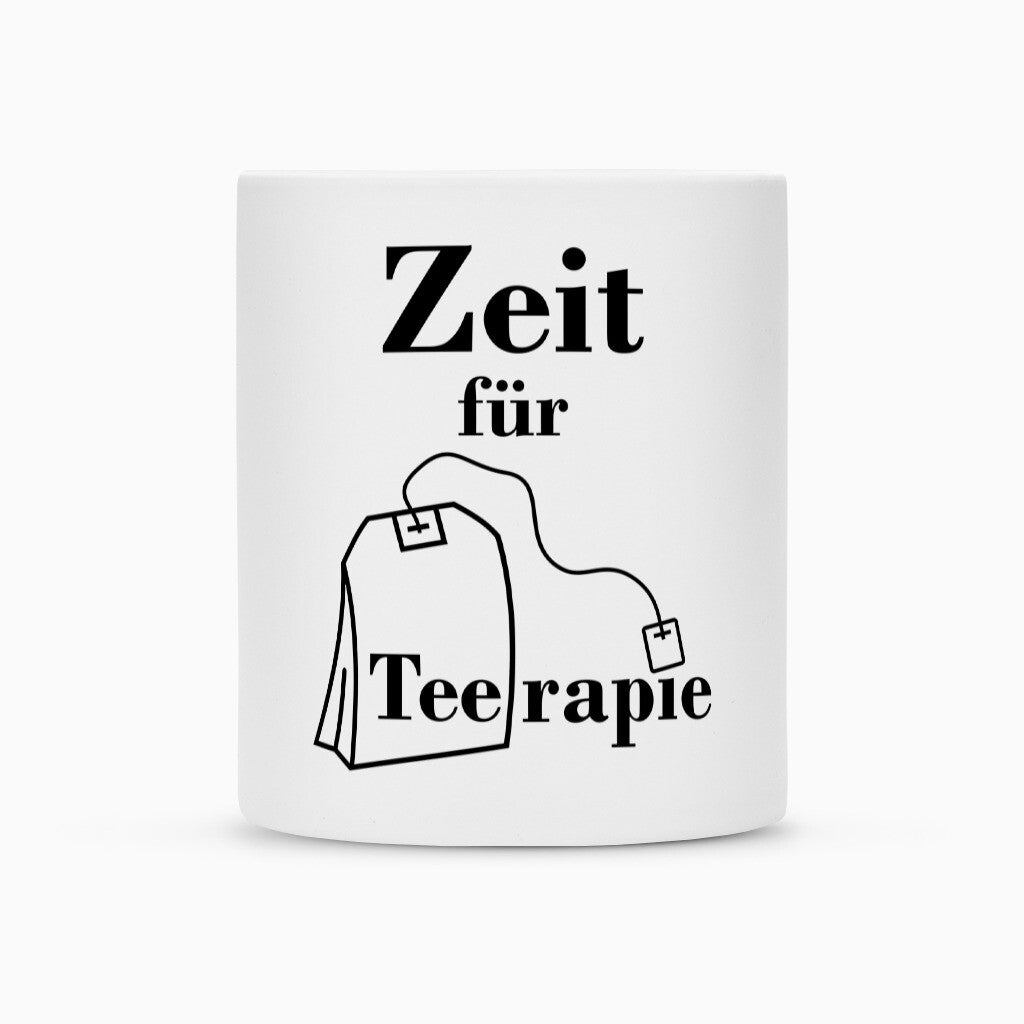 Tasse mit Aufschrift "Zeit für Teerapie", matt-weiß, aus Keramik.