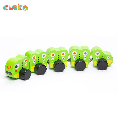 Green wooden caterpillar, 5 parts