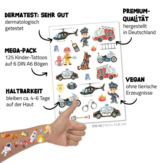 Eine Hand geschmückt mit HAPPY TATTS, Kinder-Tattoos „Tatü-Tata“ von www.buyon.at, mit 48 hochwertigen Motiven von Polizisten, Feuerwehrautos, Hubschraubern, Robotern und verschiedenen Spielzeugmotiven. Diese Tattoos sind hautfreundlich, vegan und für ihre Langlebigkeit bekannt.