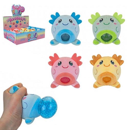 Gezeigt werden fünf Squeeze Axolotl Spielzeuge, jedes 8 cm groß und mit bunten Perlen im Maul. In der oberen linken Ecke enthält eine Displaybox von www.buyon.at weitere dieser sensorischen Stimulationsspielzeuge. Auf der linken Seite ist eine Hand zu sehen, die eines der Axolotl-Spielzeuge drückt, wodurch die Perlen hervortreten.