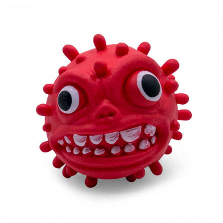 Das Squeeze Monster Face von www.buyon.at ist ein kleines, rotes, kugelförmiges Spielzeug mit komischen, übergroßen Kulleraugen und einem breiten Grinsen. Seine Oberfläche ist mit hervorstehenden Knoten bedeckt, die ihm das Aussehen einer Comicfigur eines Virus oder Bakteriums verleihen. Als Teil der Squishy Monsters-Kollektion besteht dieses Spielzeug aus Gummi oder weichem Kunststoff und hilft Ihnen, Stress abzubauen.