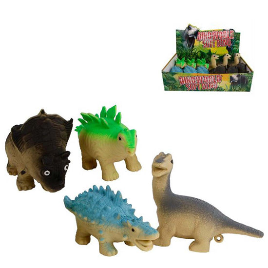 Im Vordergrund sind vier Dinosaurier Spielzeug-Figuren zu sehen: ein schwarz-brauner Triceratops, ein grüner Stegosaurus, ein blau-beiger Ankylosaurus und ein grau-beiger Brachiosaurus. Im Hintergrund sind in einer Displaybox von www.buyon.at weitere Squeeze Quetsch-Dino-Spielzeuge mit Dschungelmotiven zu sehen.