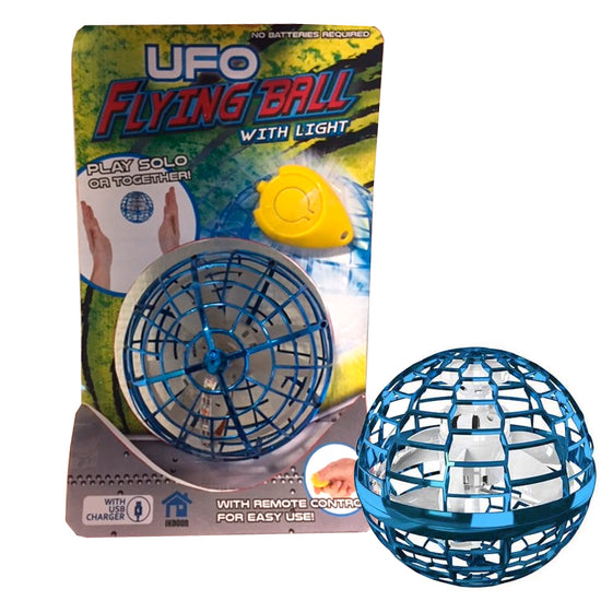 Ein Bild eines verpackten www.buyon.at Flying Ufo Ball mit Licht zeigt eine blaue Kugeldrohne, bekannt als Kugeldrohne. Die Verpackung enthält eine Fernbedienung und einen Text, der hervorhebt, dass sie allein oder mit anderen verwendet werden kann, Licht-Effekte bietet, ein USB-Ladegerät enthält und keine Batterien benötigt.